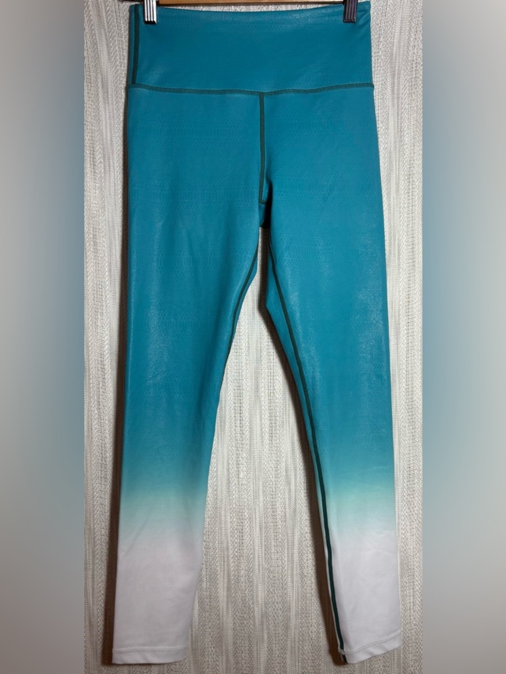ZYIA Teal to White Ombre Leggings
